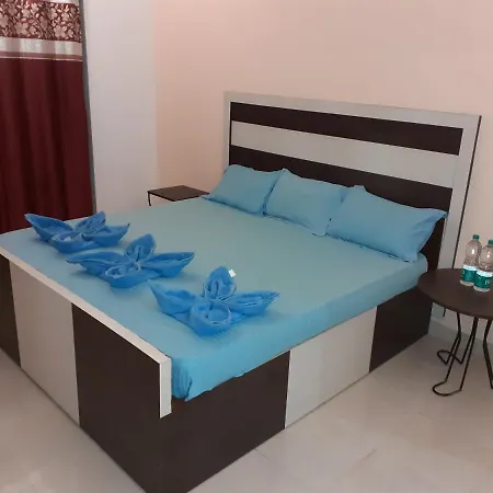 Phoenix Holiday Home